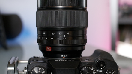 Image of Fuji 16-55mm showing no image stabilization switch